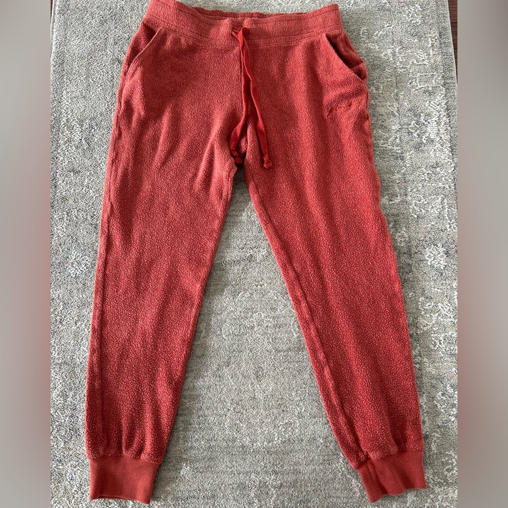 Victoria's Secret PINK Rust Soft Plush Teddy Jogger Sweatpants Size Small